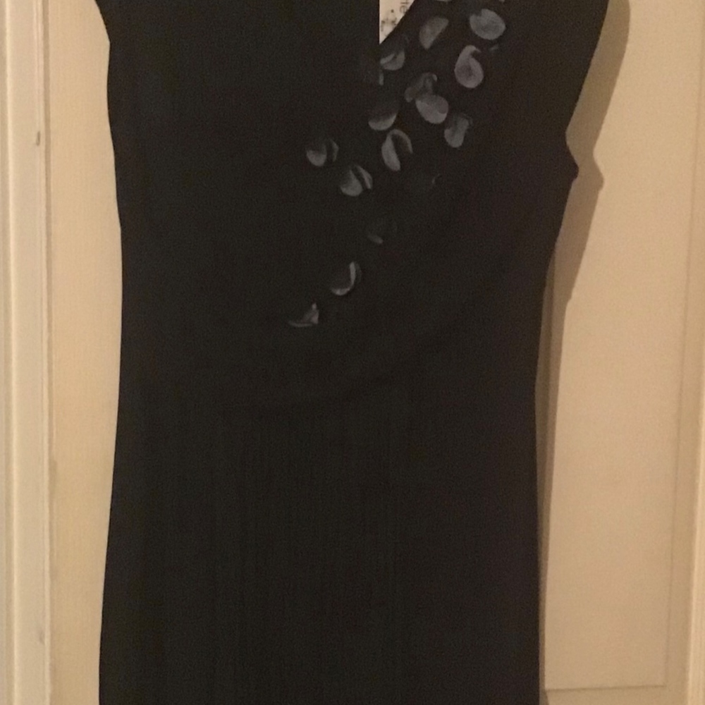 Navy knee length dress w/gray circle ornamentation